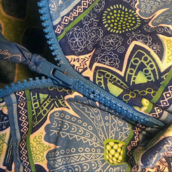 Vera Bradley Doodle Daisy Small Duffel Bag - Picture 5 of 6